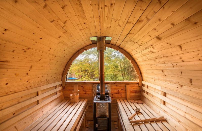 Bohemian Switzerland nature retreats with sauna and jacuzzi