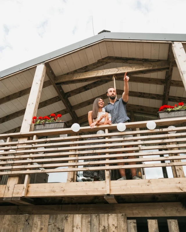 Forest paths, blooming meadows, and a peaceful water view. 🌿
Sometimes the best part of a stay is everything that happens outside the cabin — slow walks, fresh air, and the kind of calm you carry home with you.
That’s how we’re spending our days… what about you? ✨
Book your stay now via link in our bio. 🏡

#bohemianhomes #czechvacation #holidayhome #spring #nature #amazingplacescz #uzasnamista #ceskesvycarsko #bohemian_switzerland #dnescestujem #visitcz #kudyznudy #dovolenavcesku #vikendovepobyty
