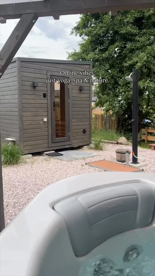 When was the last time you truly paused? 🌿

At Bohemian Homes you can pause the noise of the world and recharge in nature. Start your morning with yoga on the terrace, then sink into the warmth of the sauna or the bubbles of the whirlpool. Let outside worries simply bubble away. 🫧

#bohemianhomes #czechvacation #holidayhome #summer #wellneess #amazingplacescz #uzasnamista #ceskesvycarsko #bohemian_switzerland #dnescestujem #visitcz #kudyznudy #dovolenavcesku #vikendovepobyty